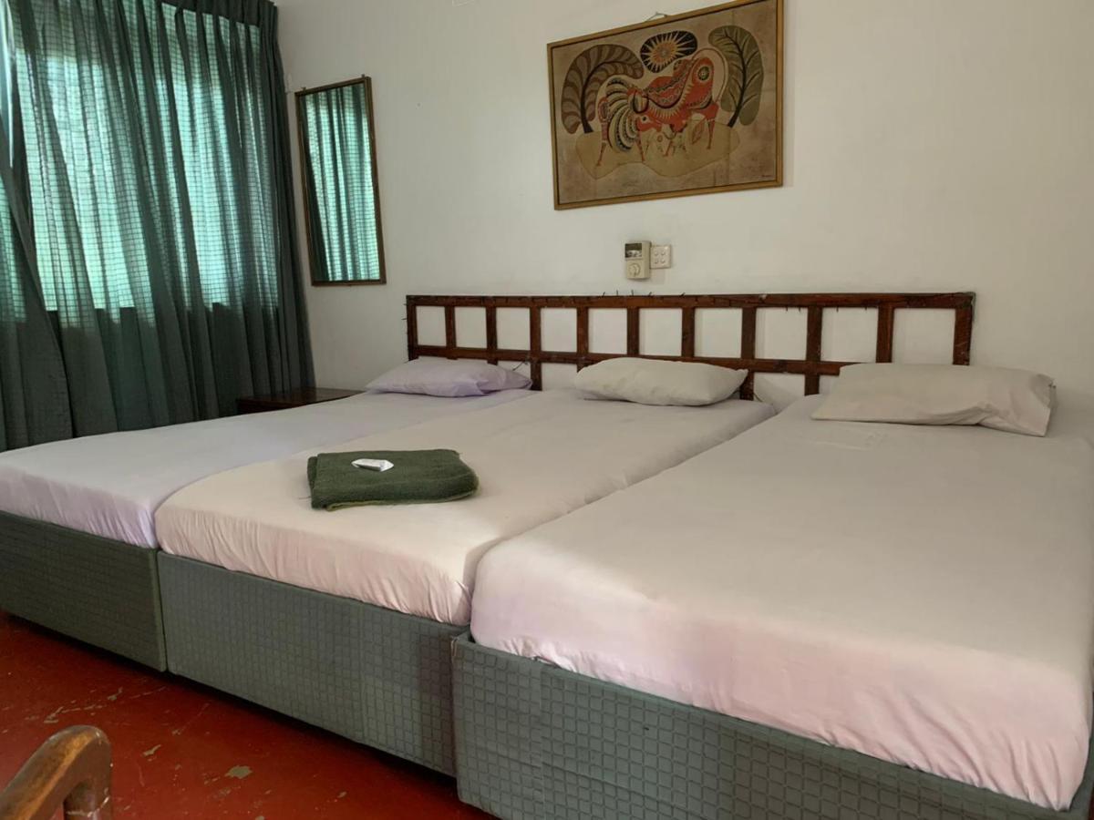 Nilani Hotel 拉特纳普勒 外观 照片