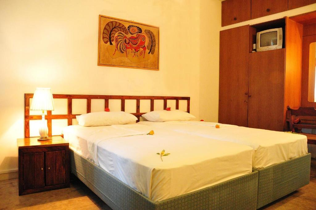 Nilani Hotel 拉特纳普勒 外观 照片