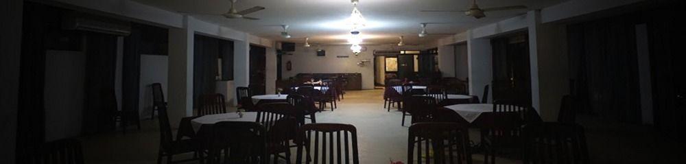 Nilani Hotel 拉特纳普勒 外观 照片